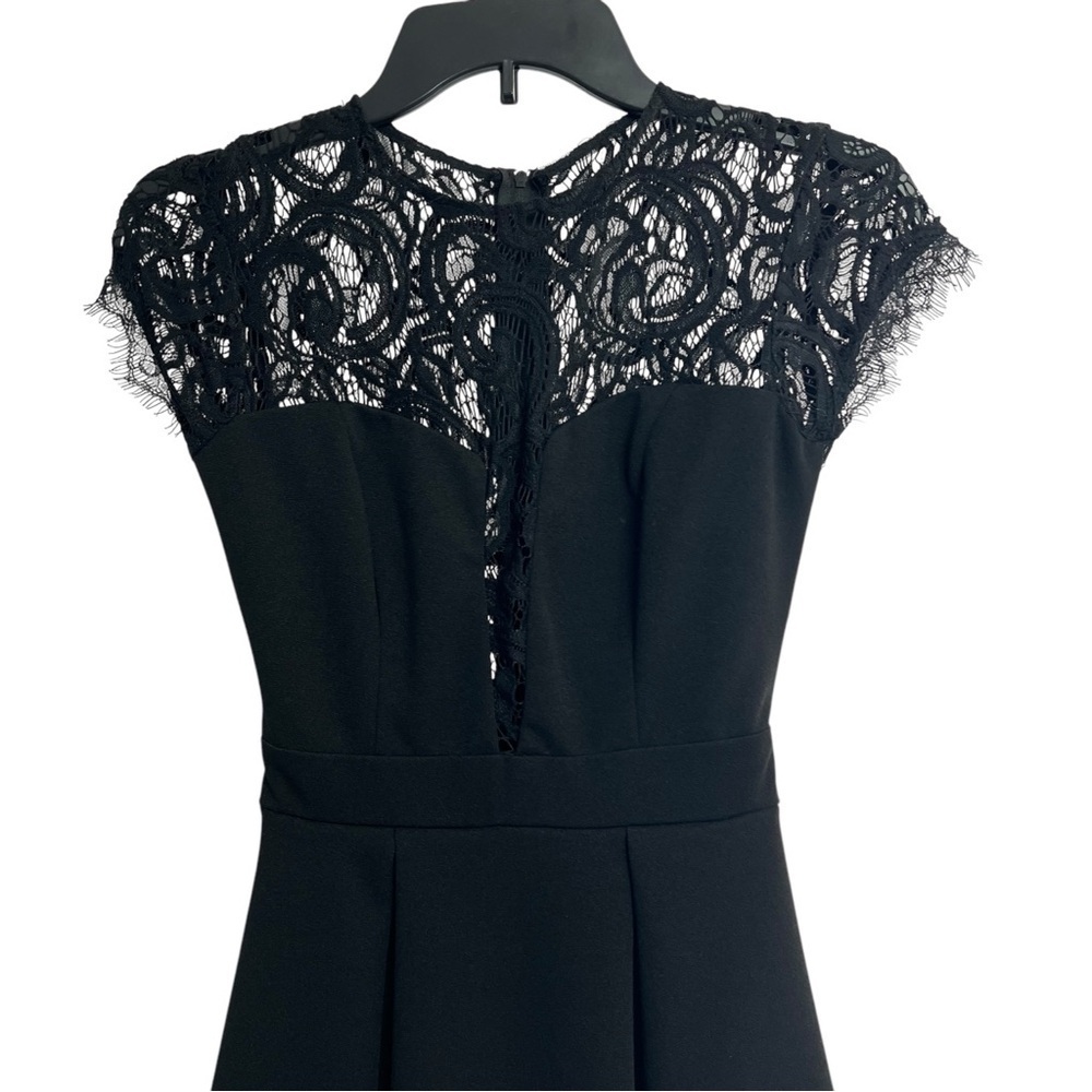 B Darlin Women’s Dress Sz 0 Black Fit/Flare Lace On Top Sleeveless 20” Back Zip - Picture 2 of 10